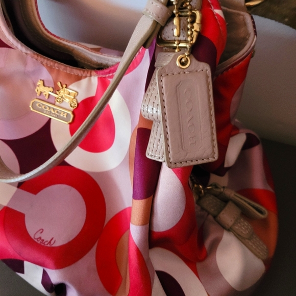 Coach purse - Picture 2 of 3